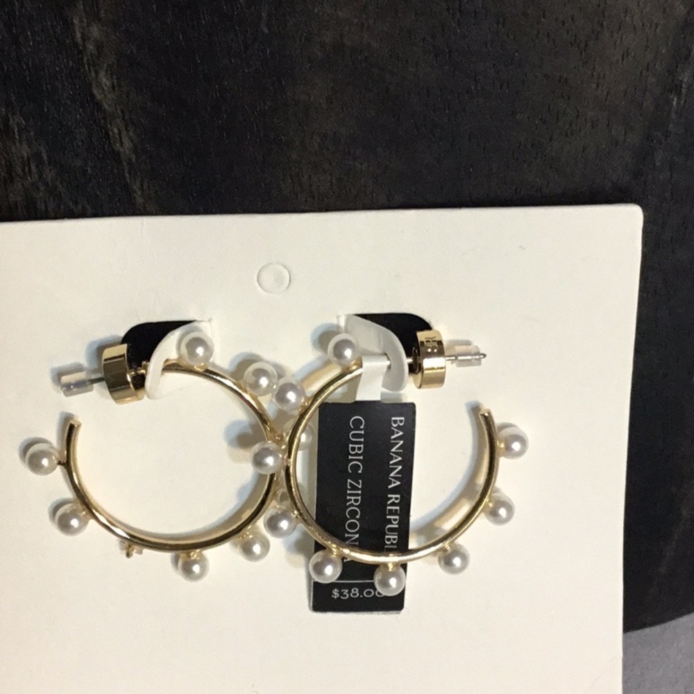 BANANA REPUBLIC‎ NWT CUBIC ZIRCONIA EARRINGS